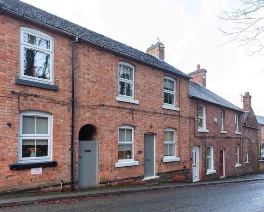 Cosy Heather Cottage แอชบอร์น ภายนอก รูปภาพ