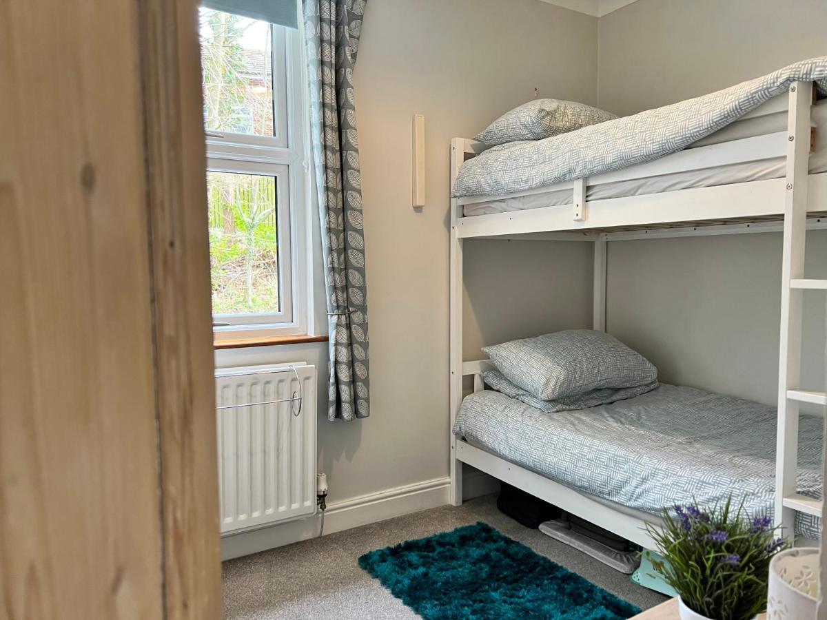 Cosy Heather Cottage แอชบอร์น ภายนอก รูปภาพ