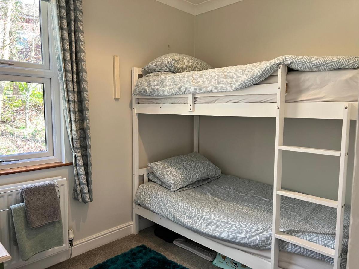 Cosy Heather Cottage แอชบอร์น ภายนอก รูปภาพ