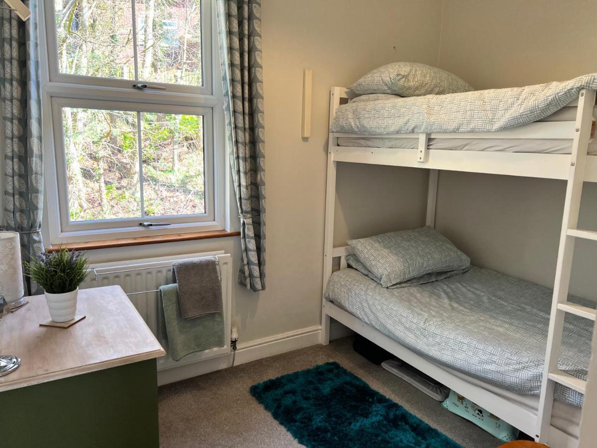 Cosy Heather Cottage แอชบอร์น ภายนอก รูปภาพ